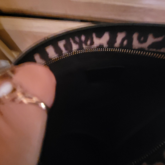 COACH Crossbody in Leopard - Picture 2 of 2